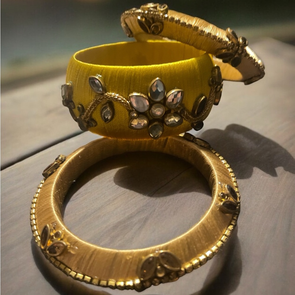 Bangles - Picture 2 of 10